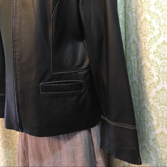 Bagatelle black leather jacket - Picture 5 of 11